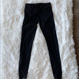 black ivivva leggings